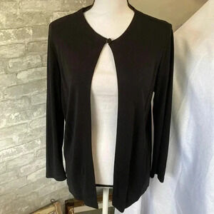 Woman’s Bloomingdale’s cable & Gauge petite concepts black jacket cardigan